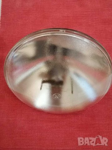 Халоген 240 V. 