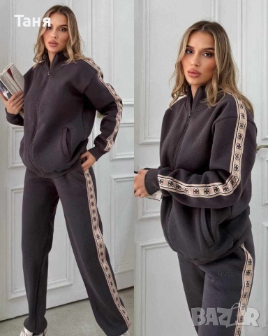 Дамски ватирани екипи Guess , снимка 2 - Спортни екипи - 52544726