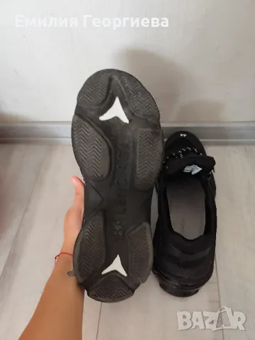 Balenciaga Triple S , снимка 4 - Маратонки - 48885790