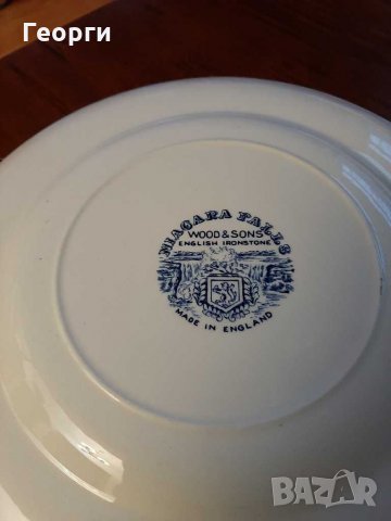 Порцеланова  колекционерска чиния, снимка 3 - Чинии - 30399415