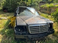 Mercedes 124 на части, снимка 1