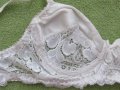 Нов бял дамски сутиен дантела и сатен 75 А , снимка 2