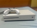 Xbox One S + 19 игри (RDR2, GTA, Far Cry 6, Forza), снимка 3