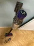 Вертикална прахосмукачка Dyson V10, снимка 2