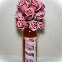 Подаръчни кутии с рози, бонбони или пенливо вино, снимка 2 - Изкуствени цветя - 44812194