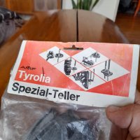 Стари накрайници за щеки Tyrolia, снимка 3 - Други ценни предмети - 42746735