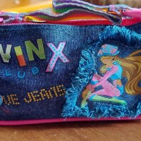 Детска чанта на winx, снимка 1 - Кенгура и ранички - 38318170