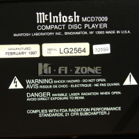 CD player McIntosh mcd7009, снимка 11 - Ресийвъри, усилватели, смесителни пултове - 36419374