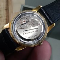 Колекционерски Швейцарски часовник GOLDA Automatic, снимка 5 - Антикварни и старинни предмети - 38667152