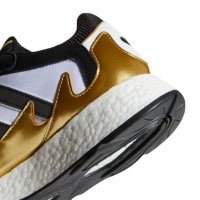 НАМАЛЕНИЕ!!!Спортни обувки ADIDAS Tresc Run Boost Бяло/Черно/Златно, снимка 6 - Маратонки - 31668817