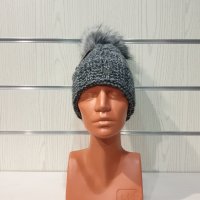 Нова зимна дамска шапка СилвърСтар сив меланж без подгъв в помпон/пух, снимка 9 - Шапки - 35512324