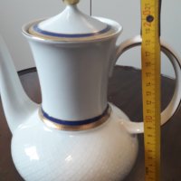 Немски порцеланов чайник с позлата , снимка 6 - Сервизи - 32104176