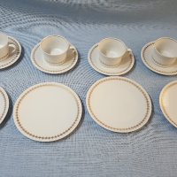Комплект порцеланови съдове за кафе и десерт- Бавария, снимка 3 - Антикварни и старинни предмети - 31887763