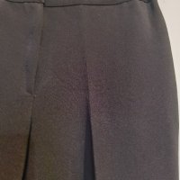 Дамски черен панталон с ръб и прав крачол по- дебел плат, снимка 4 - Панталони - 37881667