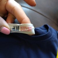 Детски тениска H&M 110-116, снимка 2 - Детски Блузи и туники - 40613629