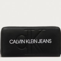 Оригинален портфейл Calvin Klein като ново, снимка 1 - Портфейли, портмонета - 30401306