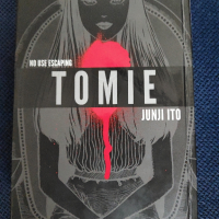 Tomie: Complete Deluxe Edition

, снимка 1 - Списания и комикси - 44650402
