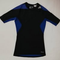 Adidas Techfit оригинална тениска M Адидас спорт фитнес термо фланелка, снимка 1 - Спортни дрехи, екипи - 37508589