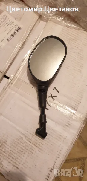 ОРИГИНАЛНО ОГЛЕДАЛО за SUZUKI GSR 600, снимка 1