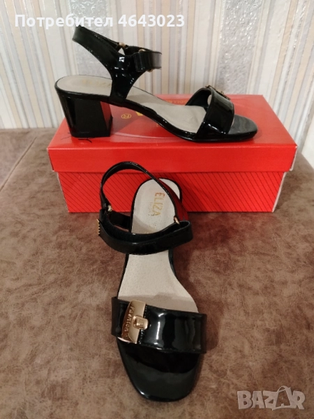Продавам Лачени сандали BOLGARI – елегантност със златен акцент, снимка 1