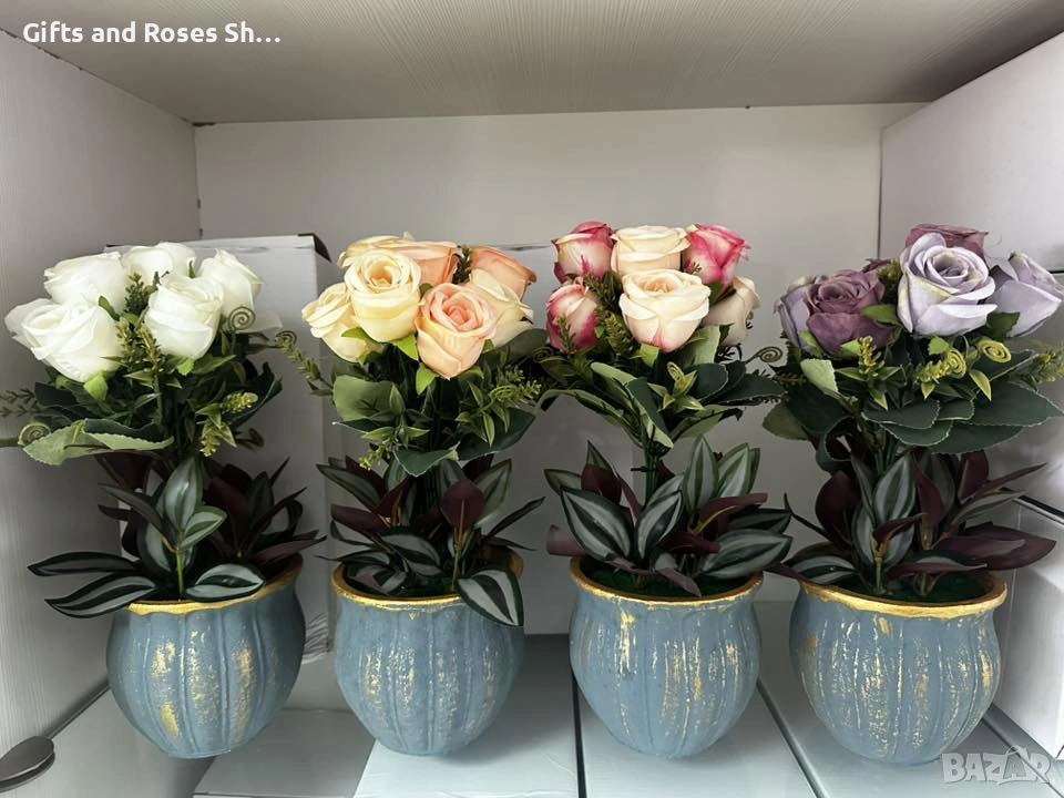 Изкуствени Розички в кашпа със златен кант, снимка 1