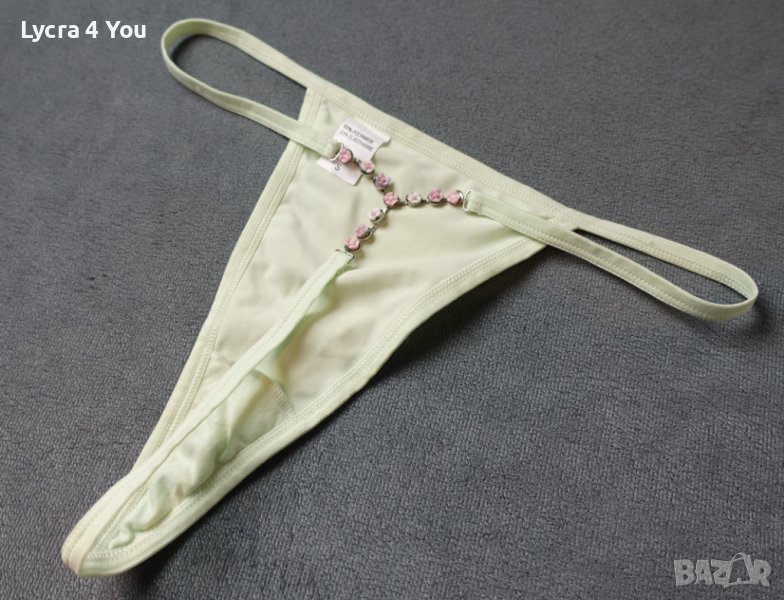 S еротични дамски прашки с цветя отзад, снимка 1