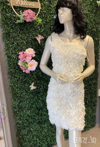 🤍Разкошна официална рокля с 3Д цветя  , снимка 1
