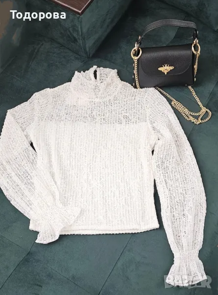 Бяла блуза с дантелени ръкави, снимка 1
