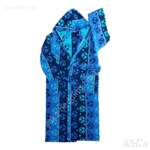 Детски халат за баня с футболни топки, снимка 1