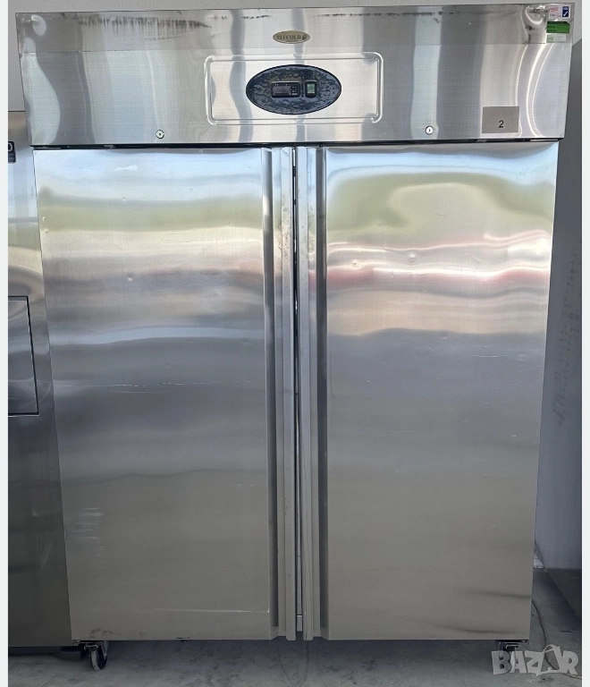 Професионален хладилник Tefcold RK1420, снимка 1