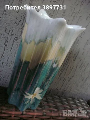 Уникална ваза от миналия век !, снимка 2 - Вази - 50415396