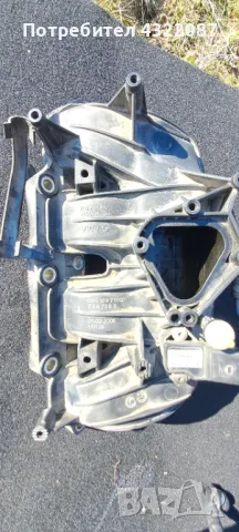 Всмукателен колектор VW TOURAN 1.4 TSI 140K.C, снимка 2 - Части - 48810127