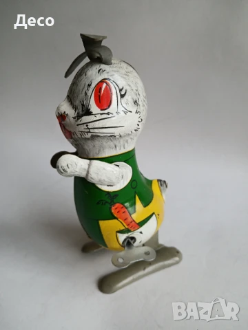 Румънска механична ламаринена играчка заек., снимка 2 - Колекции - 51171428