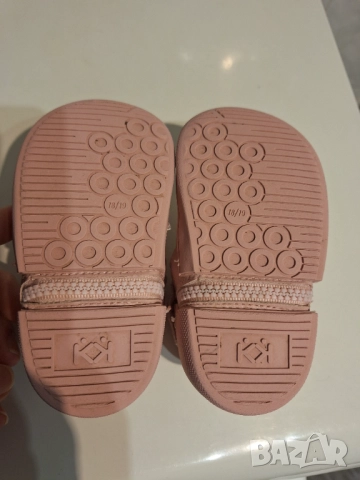 Сандали за прохождане за бебе.Номер 19, снимка 4 - Детски сандали и чехли - 35122955