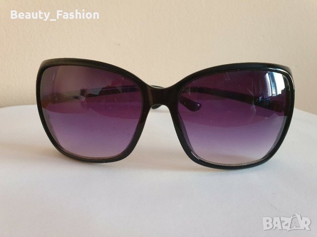 Актуален модел слънчеви очила