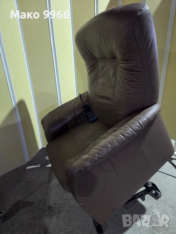 Релаксиращ кожен стол,кресло за музика ,фотьойл, снимка 7 - Дивани и мека мебел - 54159274