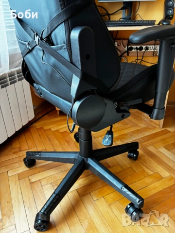 НОВ Геймърски стол - Светещ с дистанционно, снимка 4 - Столове - 54091820