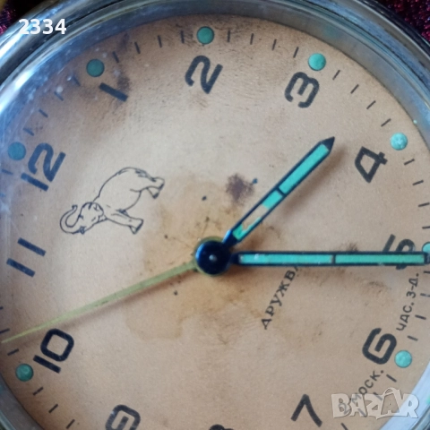 Часовници, снимка 3 - Антикварни и старинни предмети - 51718860