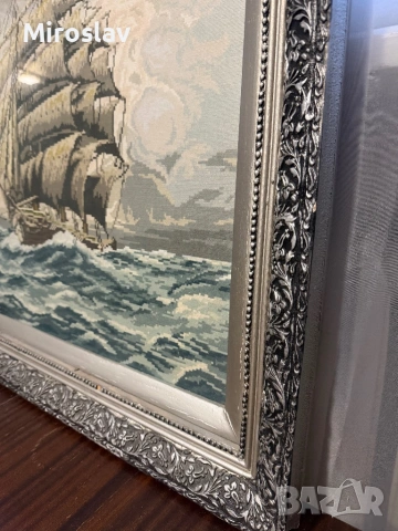 Гоблен 90 на 70см. Ръчно шит - дървена рамка, снимка 3 - Гоблени - 54335178