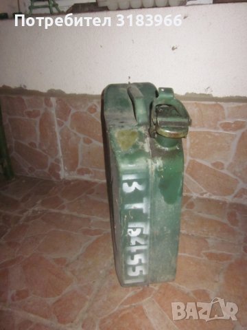 метална руба 10 литра .за гориво  отлична , снимка 2 - Аксесоари и консумативи - 42436577