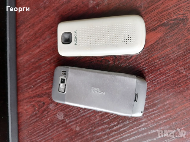 Телефони Nokia E52 и 2690, снимка 2 - Nokia - 51484096