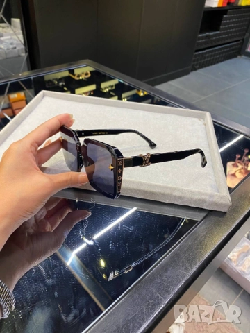 очила с черен обикновен калъф и ув защита chanel, снимка 4 - Слънчеви и диоптрични очила - 51445167