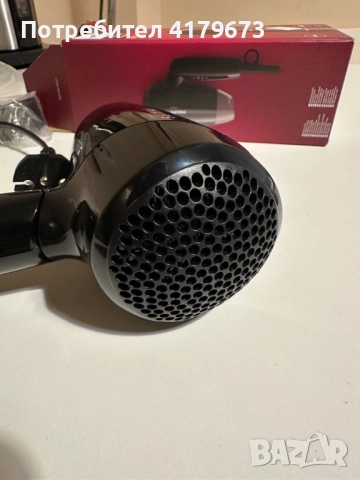 Напълно нов сешоар Philips черен лек сгъващ се удобен  , снимка 11 - Сешоари - 51967502