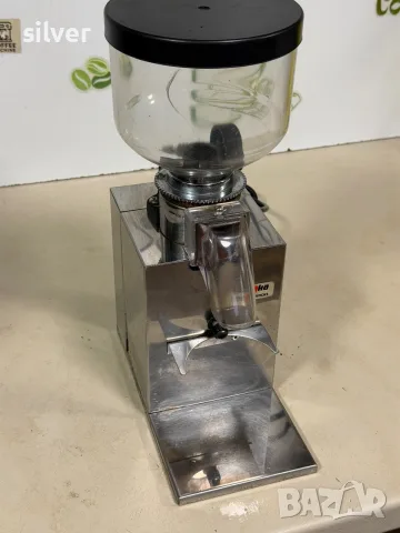 Кафе мелачка за кафе Demoka Mini Moka (GR-0203) , снимка 6 - Кафемашини - 55967397