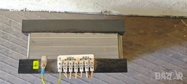 Трансформатор от 400V на 200V