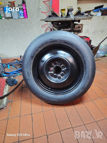 Патерица Dacia Duster 