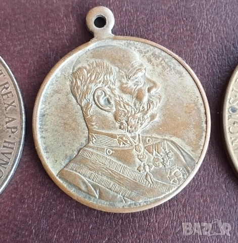 Стари медали, снимка 4 - Антикварни и старинни предмети - 53291428