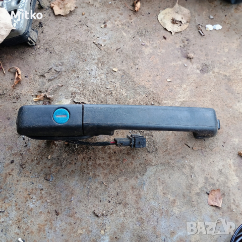 Дръжка Външна Предна Дясна С Кабел За Фолксваген Пасат Б3 1991г / VW Passat B3 1991y