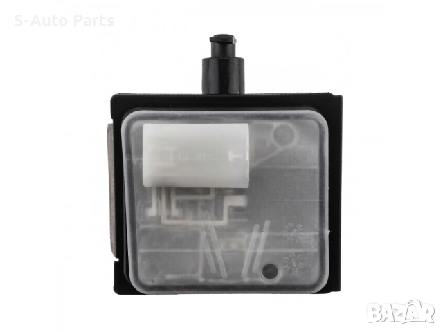 Моторче за заключване на резервоар за Mercedes CLA-Class C118 (2019+), снимка 4 - Части - 52936616