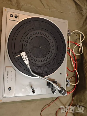 Продавам грамофон Toshiba Model SX-220C,